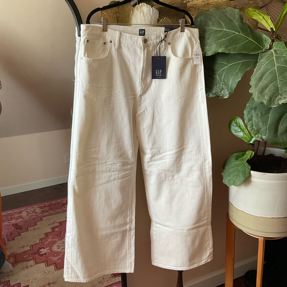 NWT GAP High-rise Wide Leg Denim